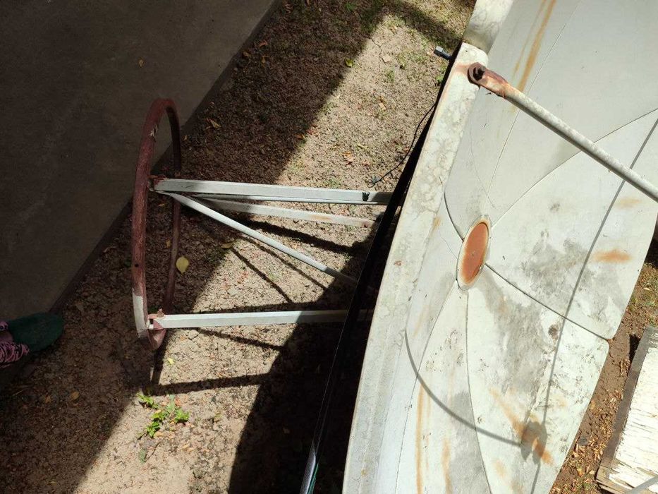 Продается Параболическая антенна вместе со стойкой