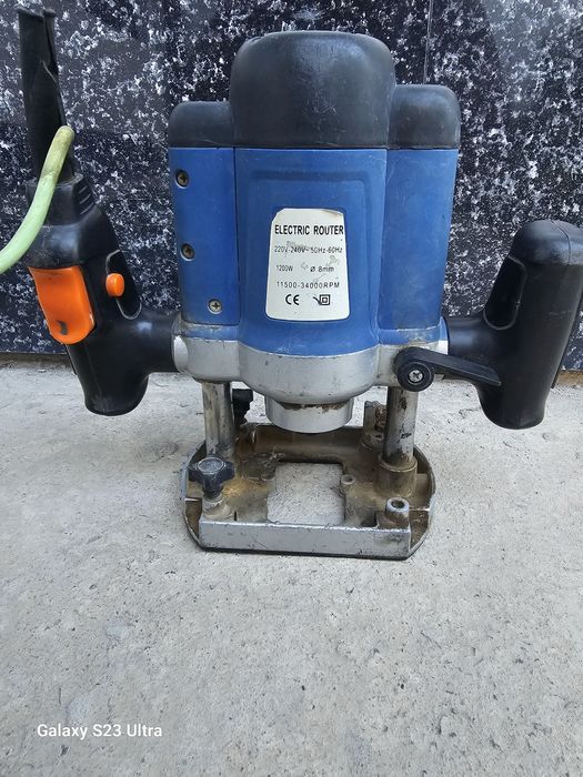 Продаётся Фрезер вертикальный Siemens Германия оригинал