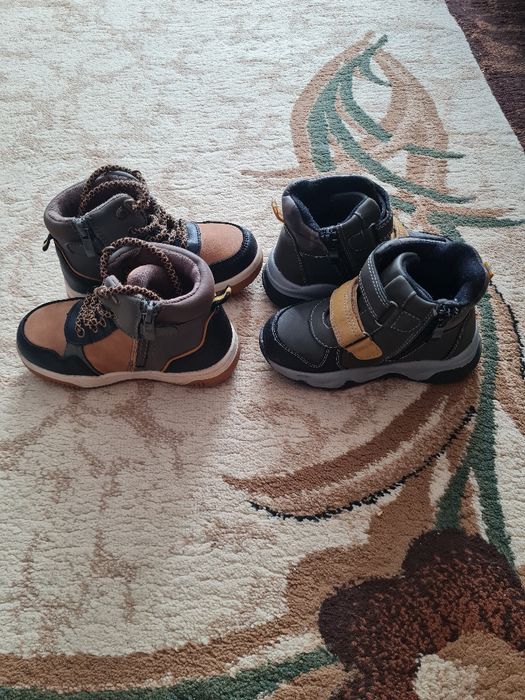 Продам детские  ботинки  на мальчика