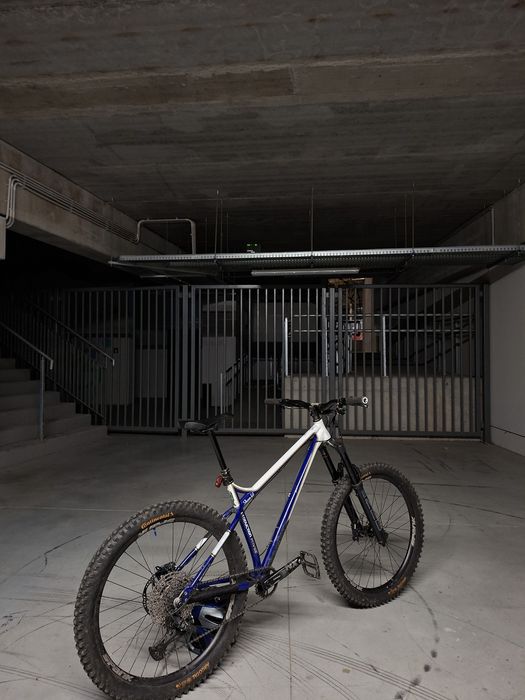 Vând bicicleta Rroduction privee shan GT