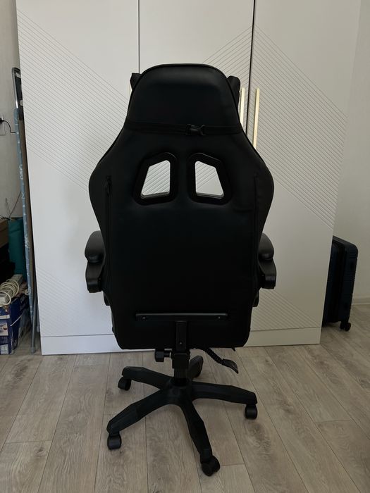 Продам игровое кресло