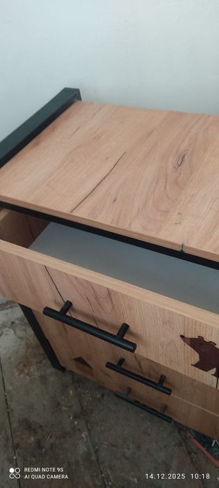 Продаётся камод с ящиками.