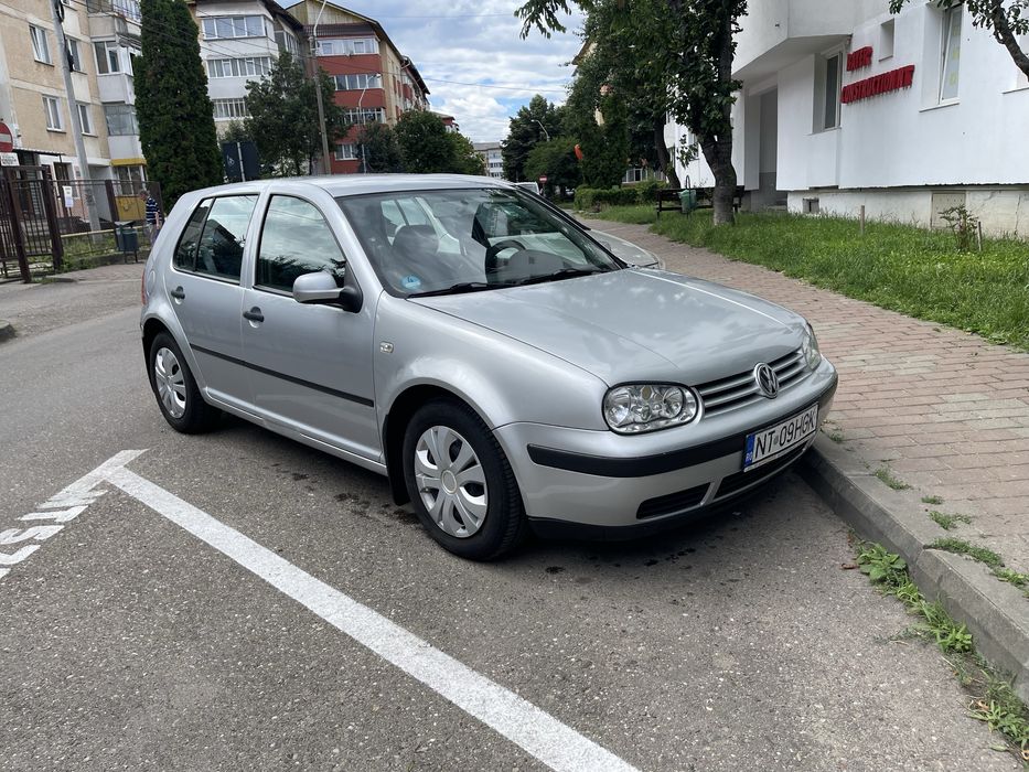 Vand VW Golf IV 1.6 automat 202.000km cu adaptari pentru persoane cu dizabilitati