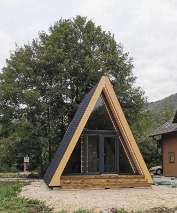 Cabane stil A Frame si case din structura de lemn
