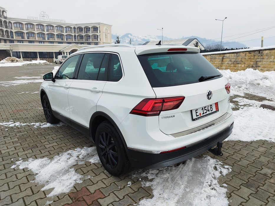 Vw Tiguan 4x4, highline, led ,pano, dsg,navi, volan încălzit, webasto