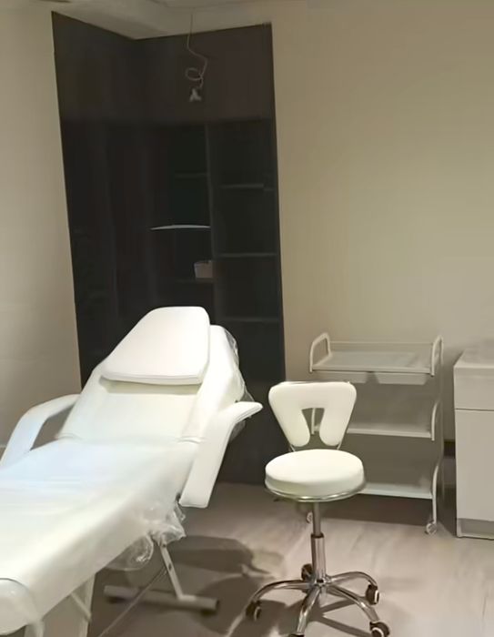 Kushetka sotiladi Yangi