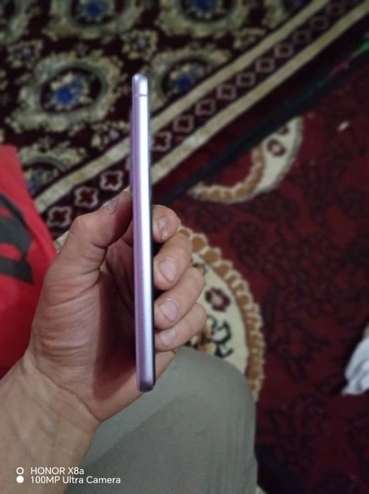 Самсунг s21 Fe хороший