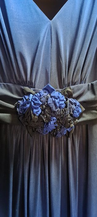 Продаётся вечернее платье