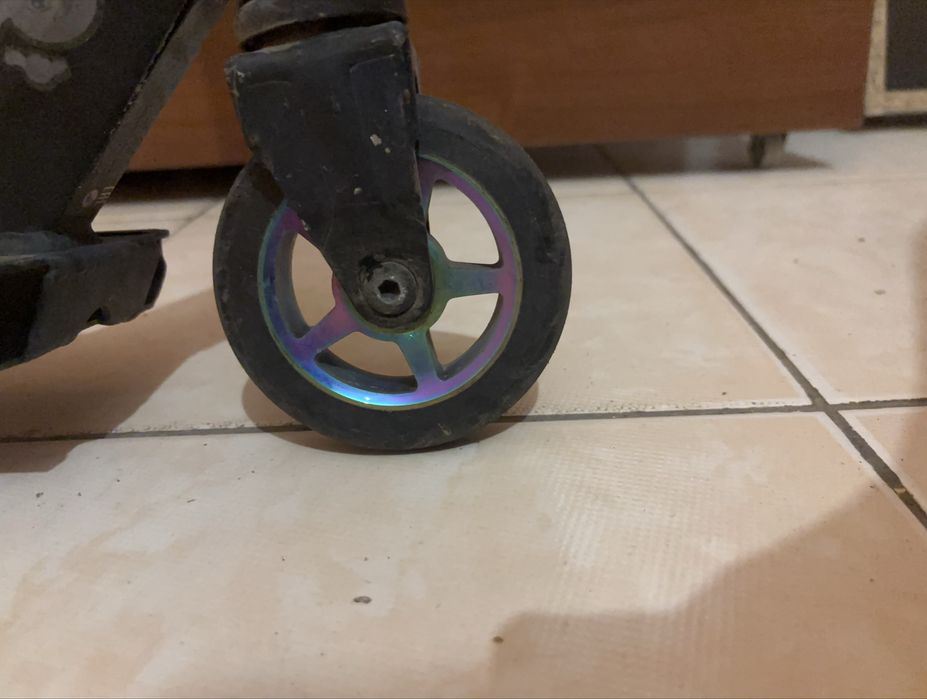 Трюковой самокат VOKUL