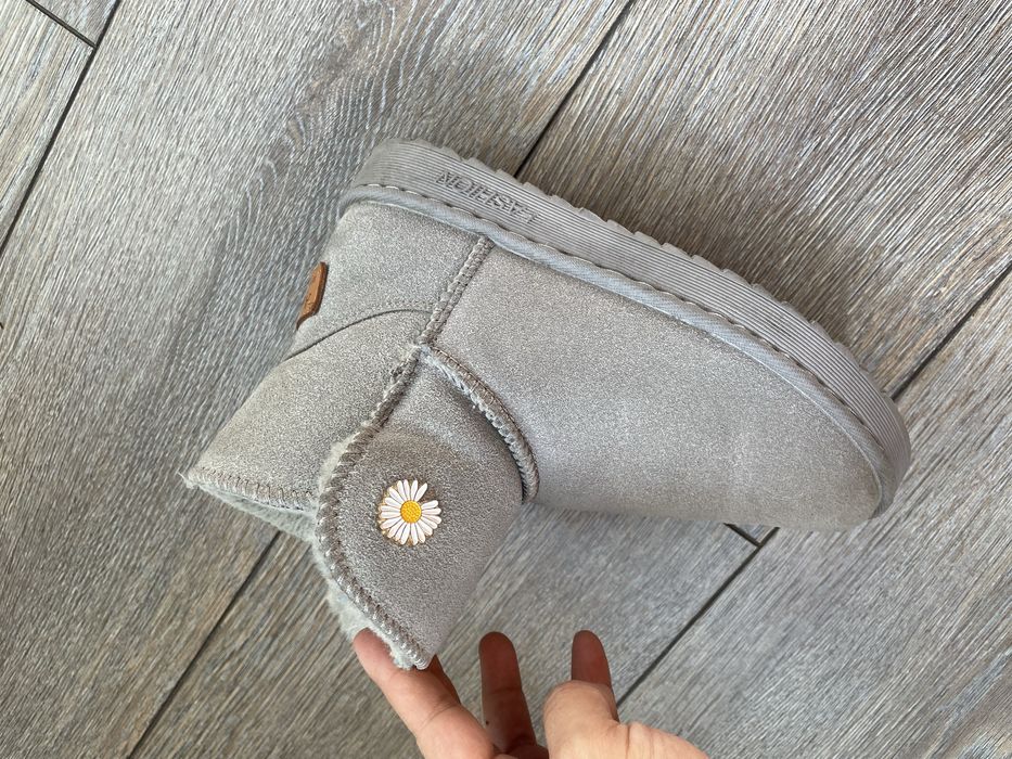 Продам угги 36р