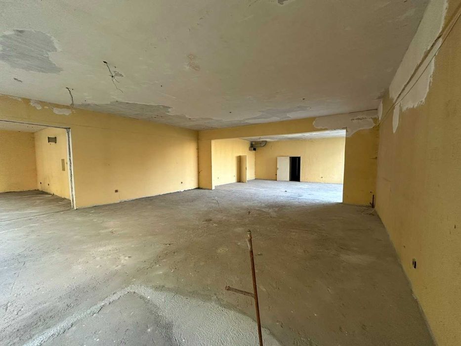 Продава се Магазин в Пловдив, Гагарин - 410 кв.м за 899 €/кв.м - Снимка #5
