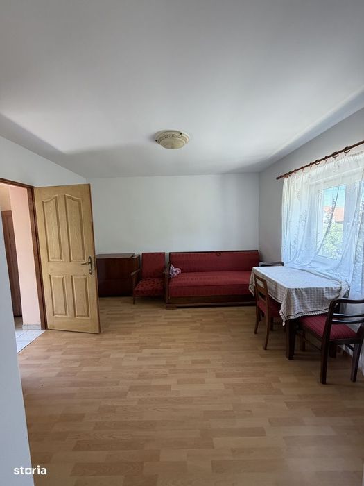Casa de vanzare