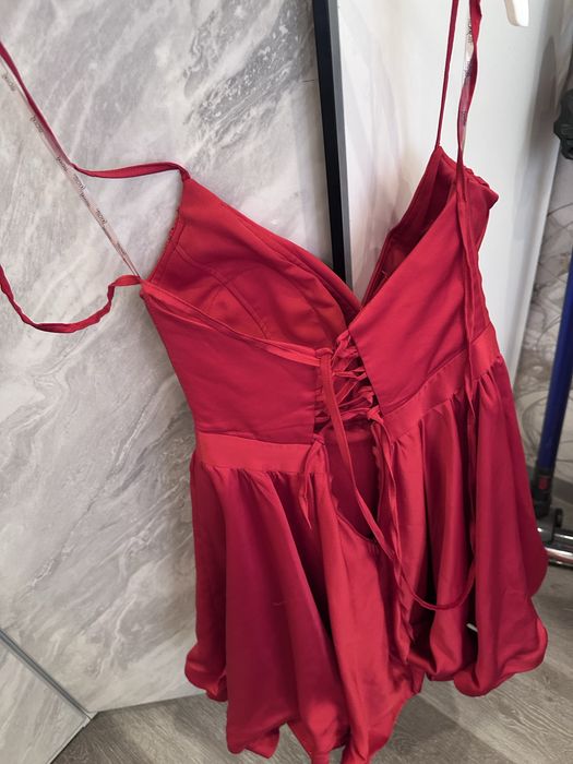 Продам вечерние платья