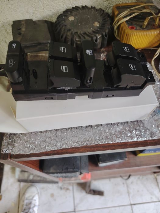 Копчета за стъкла:Seat golf.