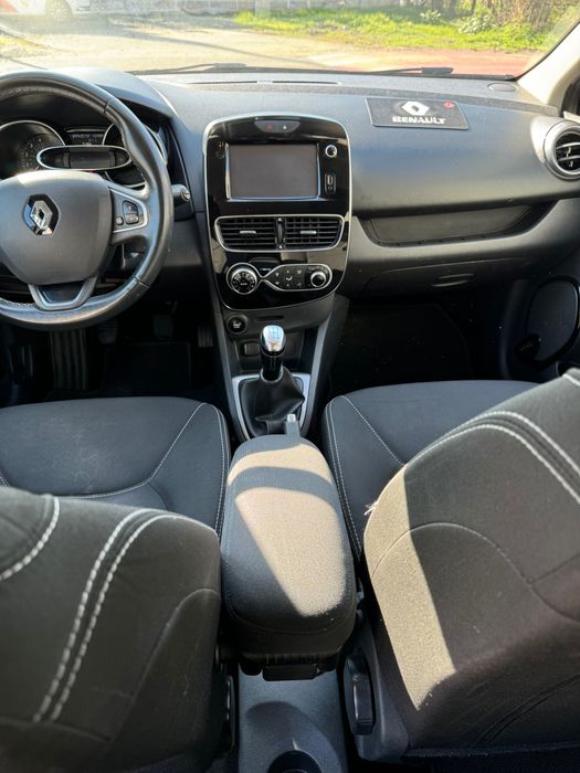 Renault Clio Limited Bass Reflex Climatronic
