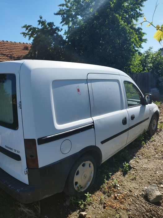 Autoutilitara Opel Combo 1.7 DI