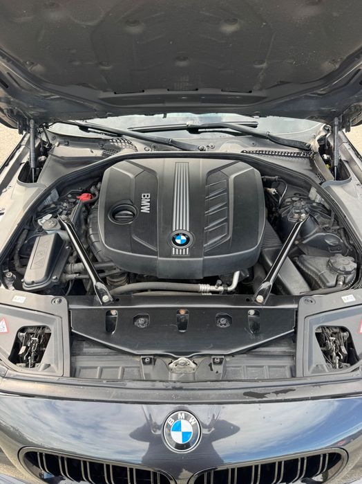 BMW 5 Series 2011 — imagine 4
