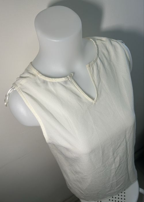 Bluza fara maneci alb eleganta M