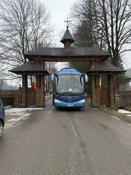 Transport persoane, curse ocazionale, excursii, pelerinaje, nunti