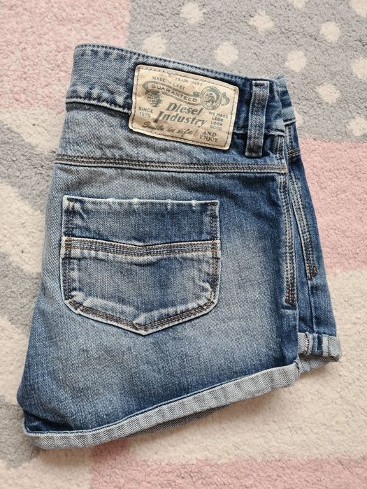 Blugi scurti Diesel S