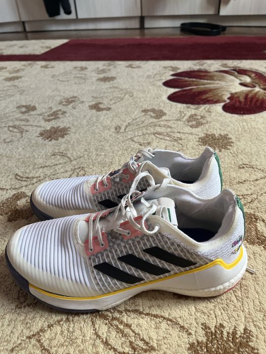 волейболные кроссовки adidas Crazy flight