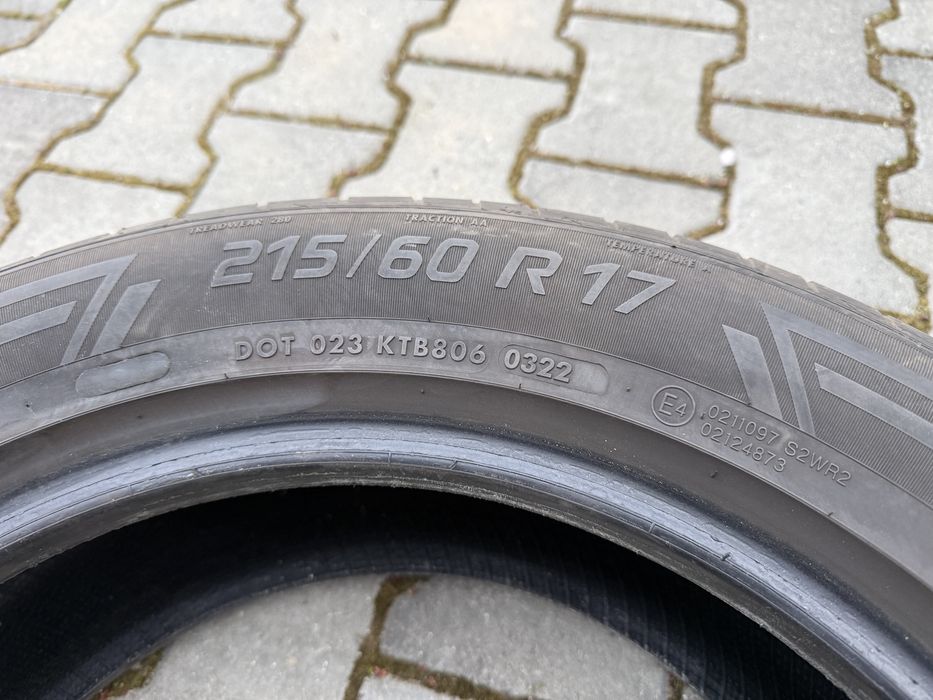 2бр. Летни Гуми С Борд 215/60R/17 -VREDESTEIN- DOT:0322 *40€ за 2бр. *