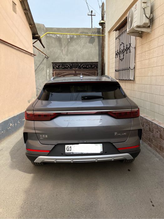 BYD Song plus flagship сотилади