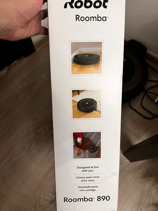 Продам IRobot Roomba 890