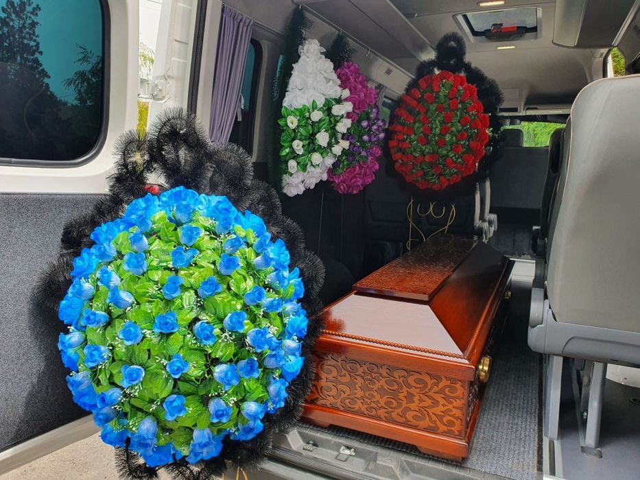Катафалк.Ритуальные перевозки.