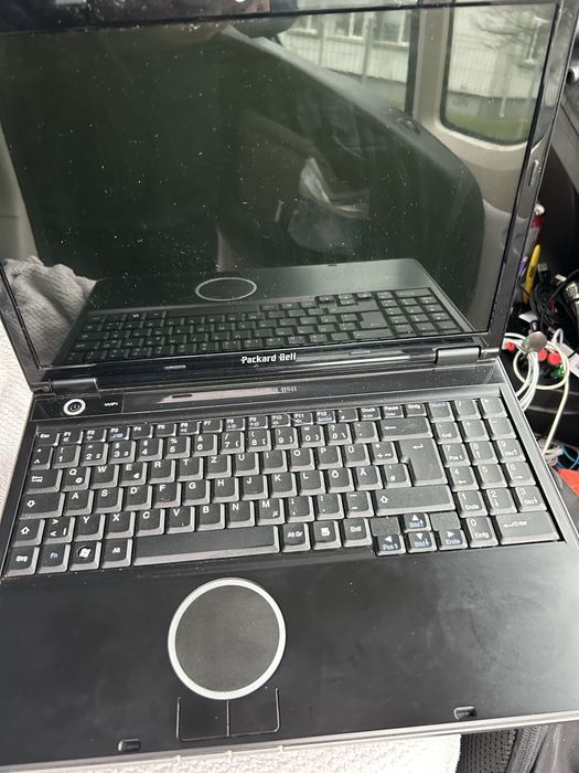 De vanzare Laptop Packard -Bell , 4 GB , Windows 10