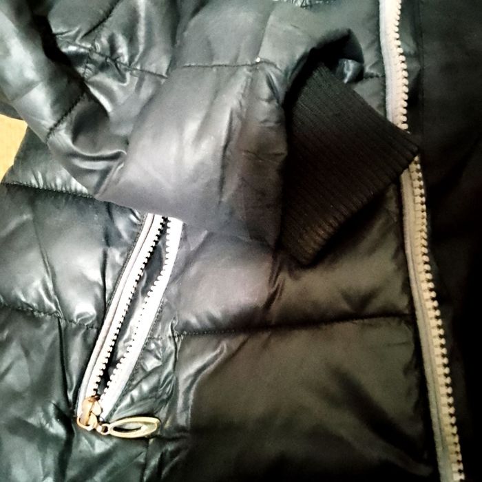 Куртка женский СРОЧНА!