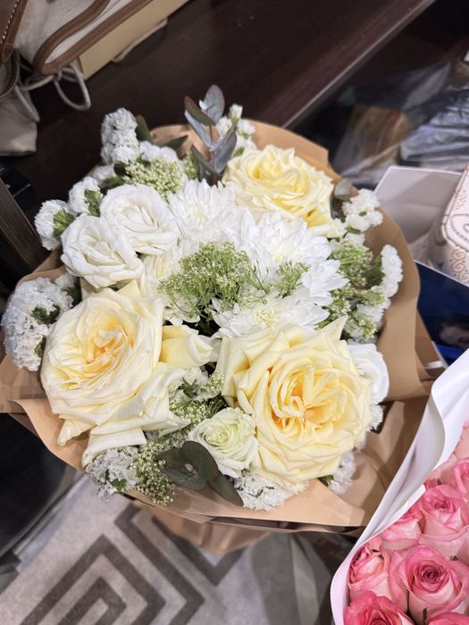 Букеты , Цветы свежие