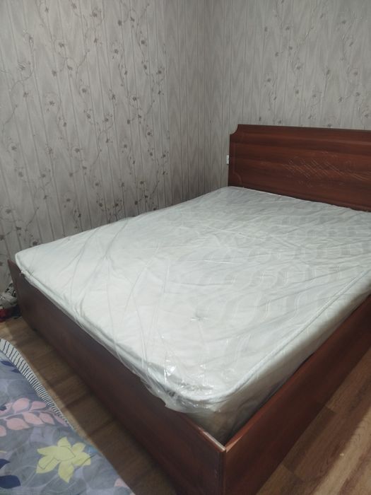 Кровать двуспальная 200*160