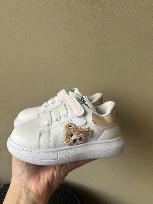 Încălțăminte pentru copii