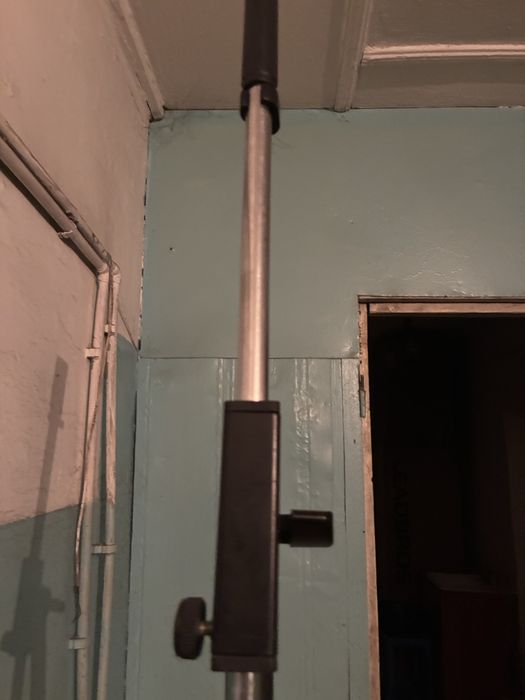 Микрафонная стойка Soundking