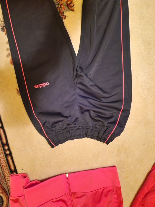 Treining Adidas pentru fete