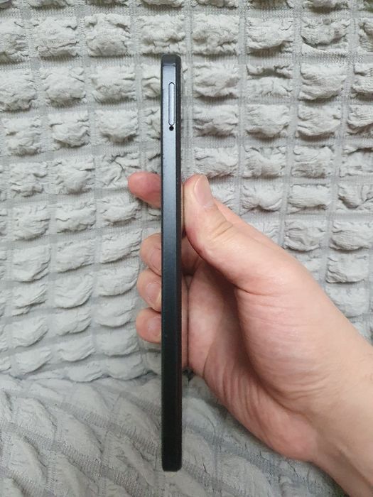 Srochna sotiladi Xiaomi Redmi Note 12 4G 8/128Gb Sastayaniya Yaxshi