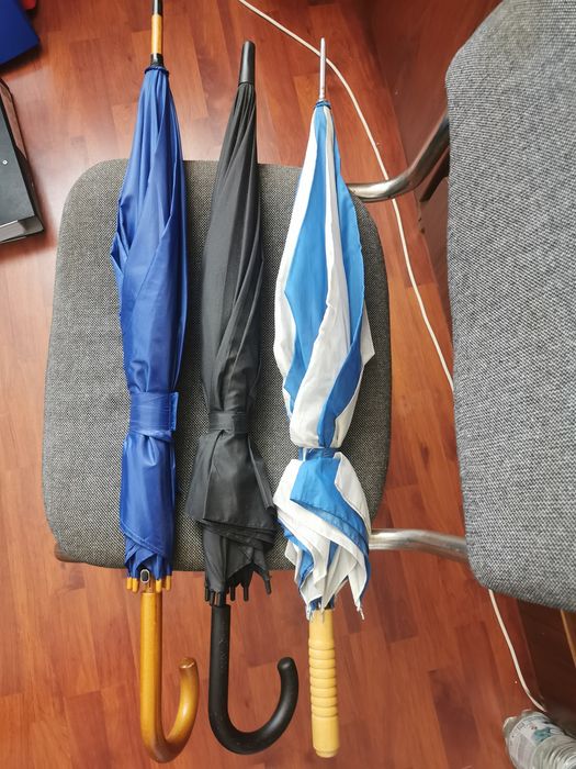 Umbrele noi, nefolosite