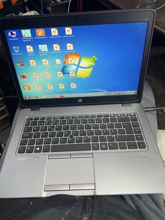 Laptop Hp Elitbook 820 si 745