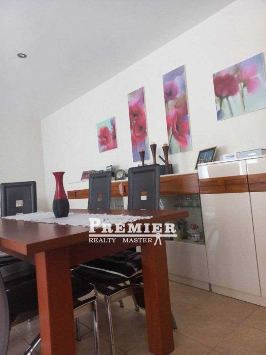 Продава се Тристаен апартамент в к.к. Слънчев бряг - 89 кв.м за 1000 €/кв.м - Снимка #1