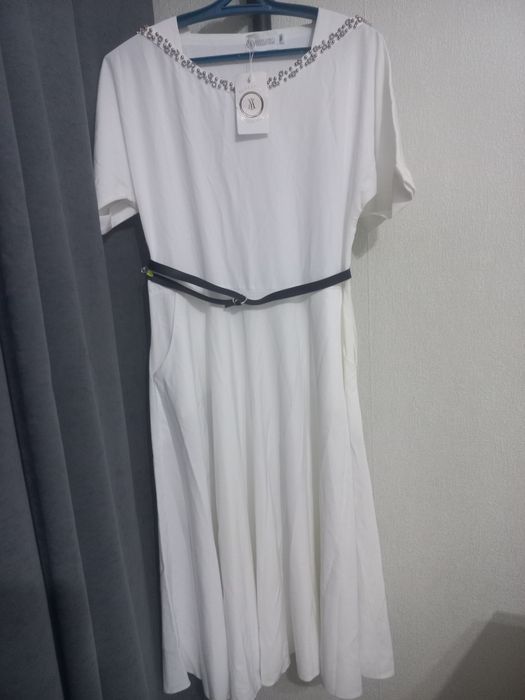 Продам новое платье