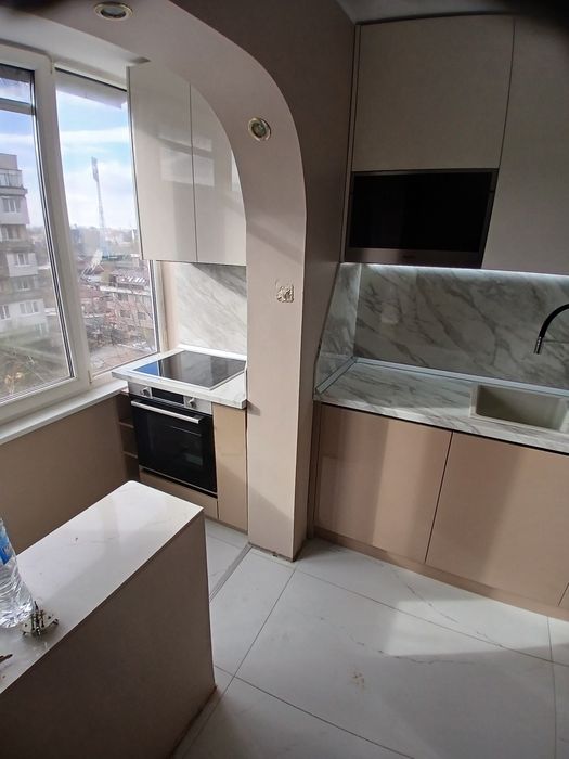 Кухни по поръчка, гардероби