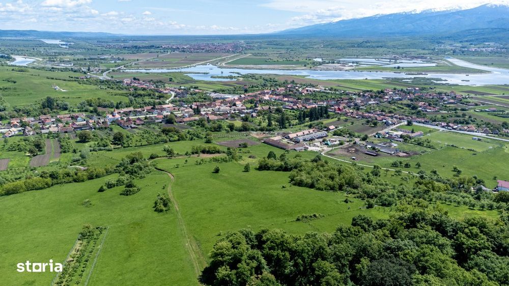 Teren 500 mp in Bradu, Sibiu – 7500 € – Zona linistita, privelis