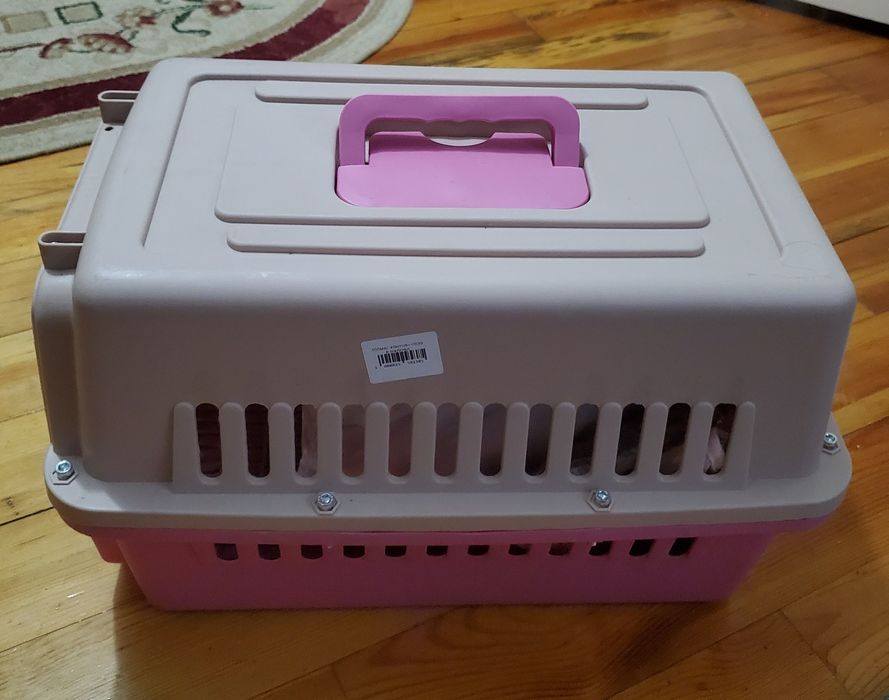 Контейнер для перевозки кота.