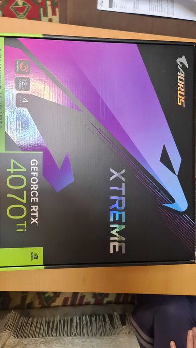 Продавам компютър RTX 4070ti, I7 14700kf, 128gb ram, 2 TB ssd