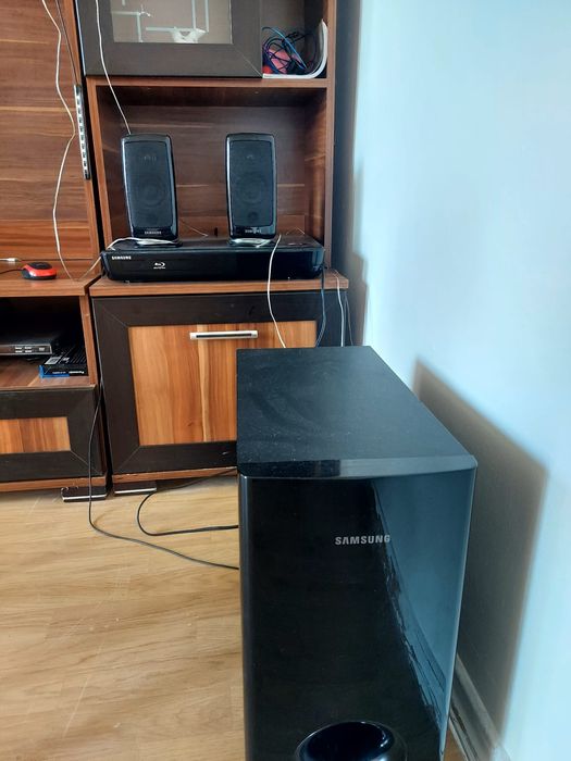 Home cinema 2.1 samsung 500w perfect funcțional