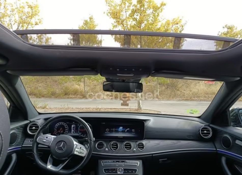 Мерцедес Бенц Е220 AMG Panorama 2019