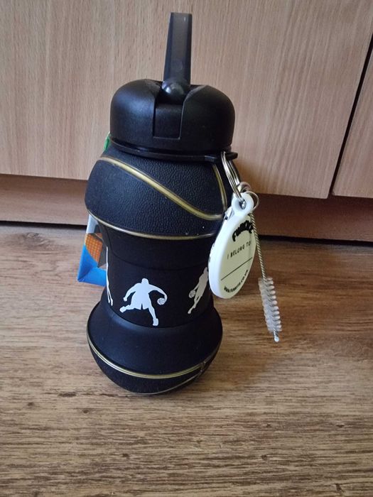 Sticla de apă pliabilă pentru baschet