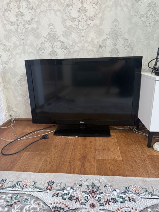 Продам телевизор