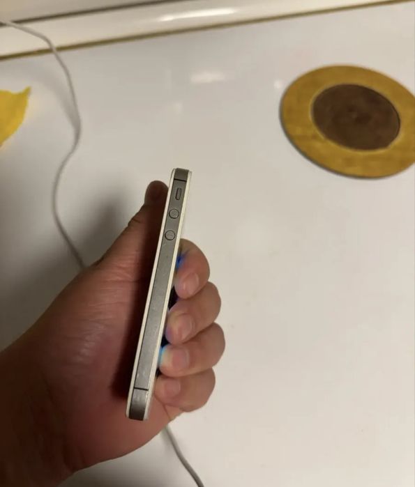 iPhone 4s на 12г